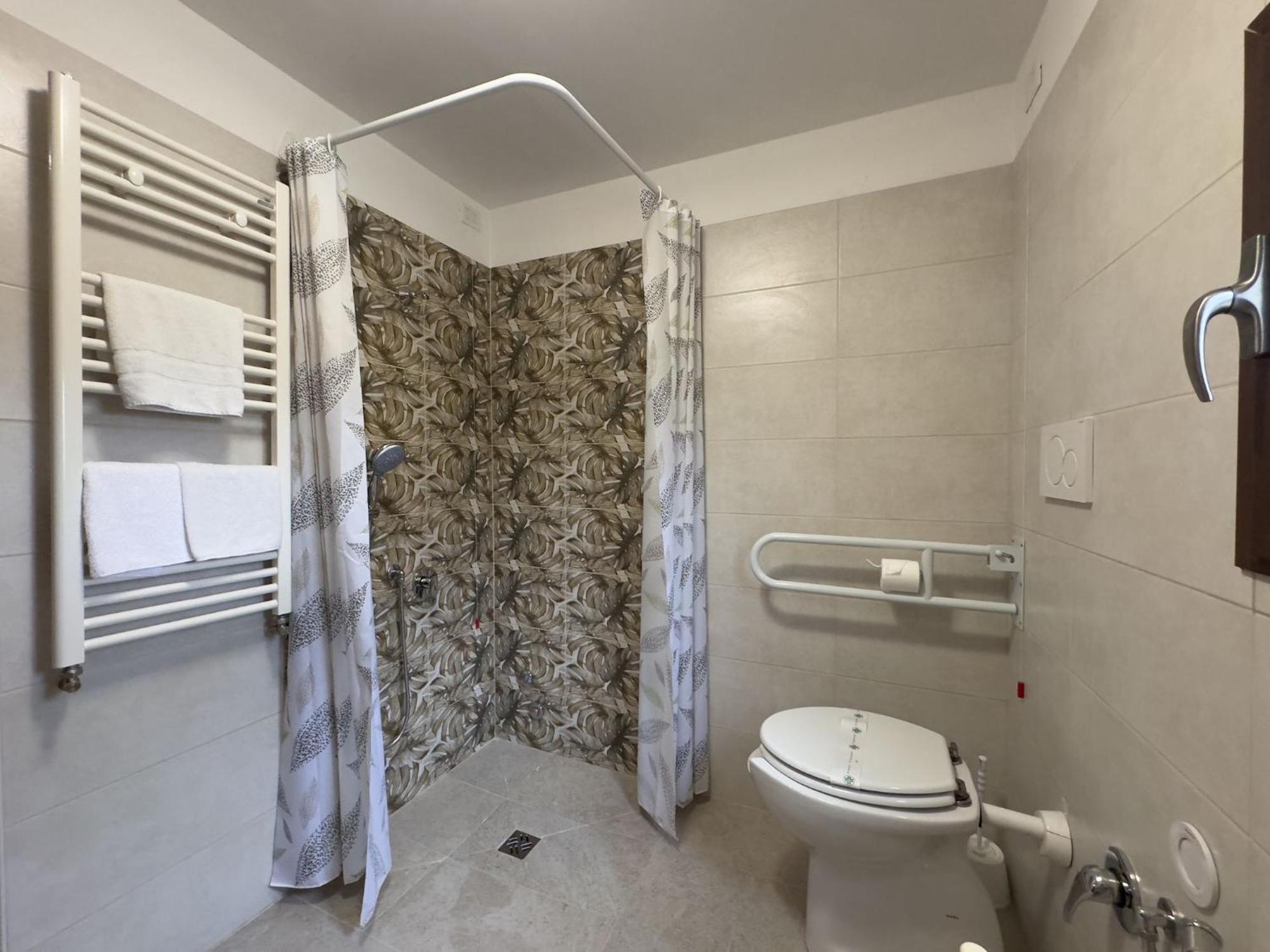 ג'נצאנו די רומא Hotel Villa Robinia מראה חיצוני תמונה