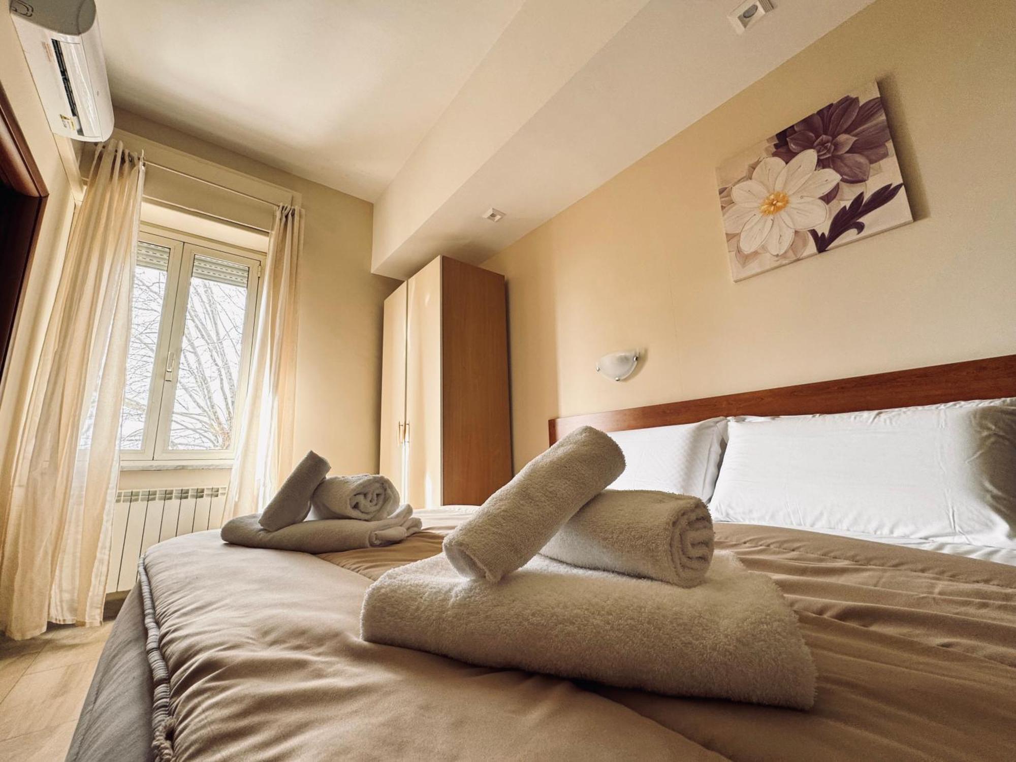 ג'נצאנו די רומא Hotel Villa Robinia מראה חיצוני תמונה